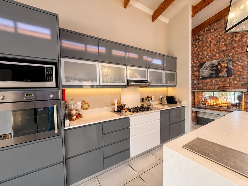 3 Bedroom Property for Sale in Hopefield Western Cape